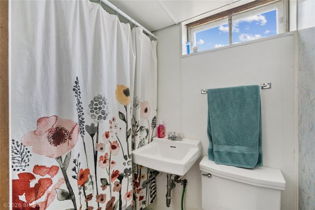 408 Center Street, Norwalk, IA 50211