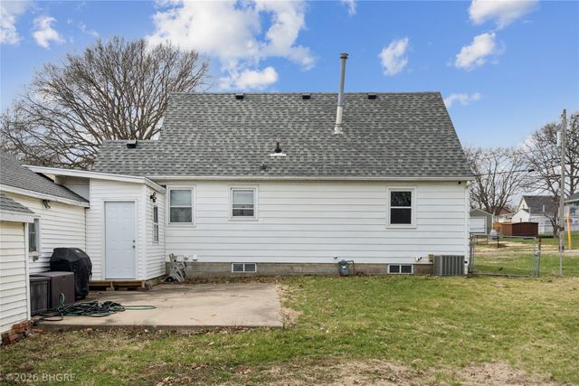 408 Center Street, Norwalk, IA 50211