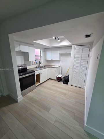 101 NE 41st St F98, Oakland Park, FL 33334