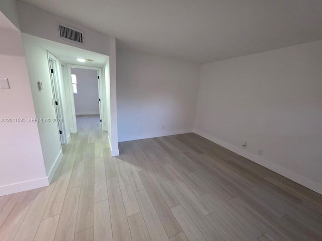 101 NE 41st St F98, Oakland Park, FL 33334