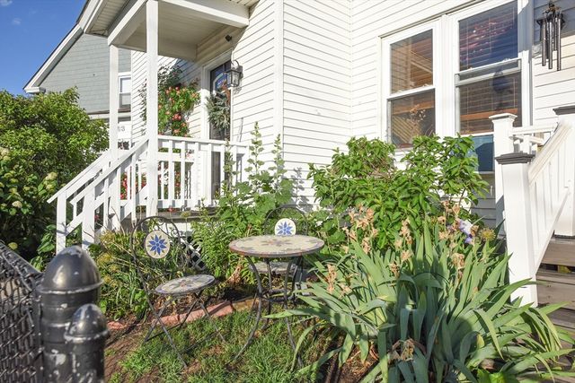 103 Dalton Street, Lowell, MA 01850