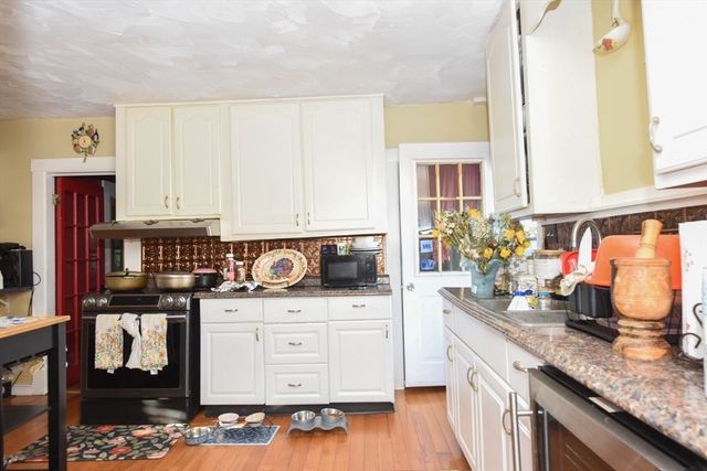 103 Dalton Street, Lowell, MA 01850