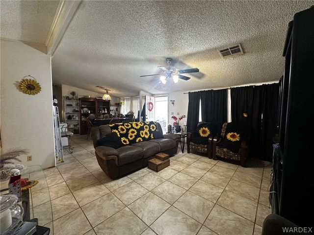 5823 N Hwy 66 Drive, Kingman, AZ 86401