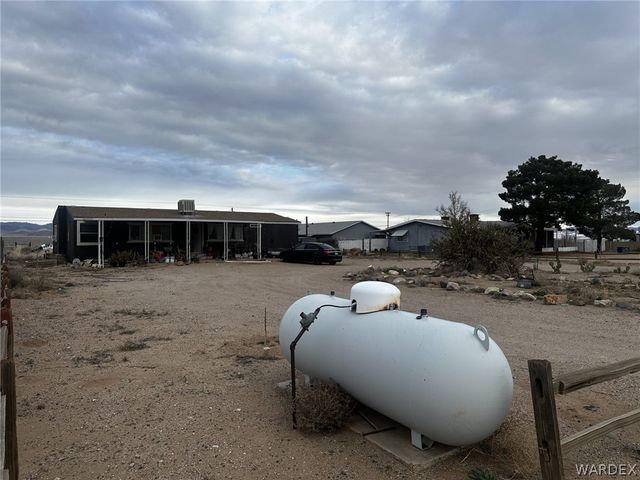 5823 N Hwy 66 Drive, Kingman, AZ 86401