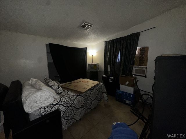 5823 N Hwy 66 Drive, Kingman, AZ 86401