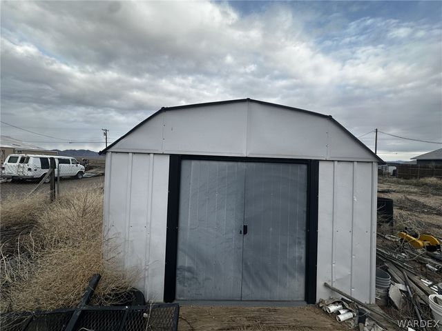 5823 N Hwy 66 Drive, Kingman, AZ 86401