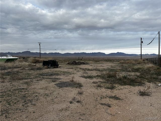 5823 N Hwy 66 Drive, Kingman, AZ 86401