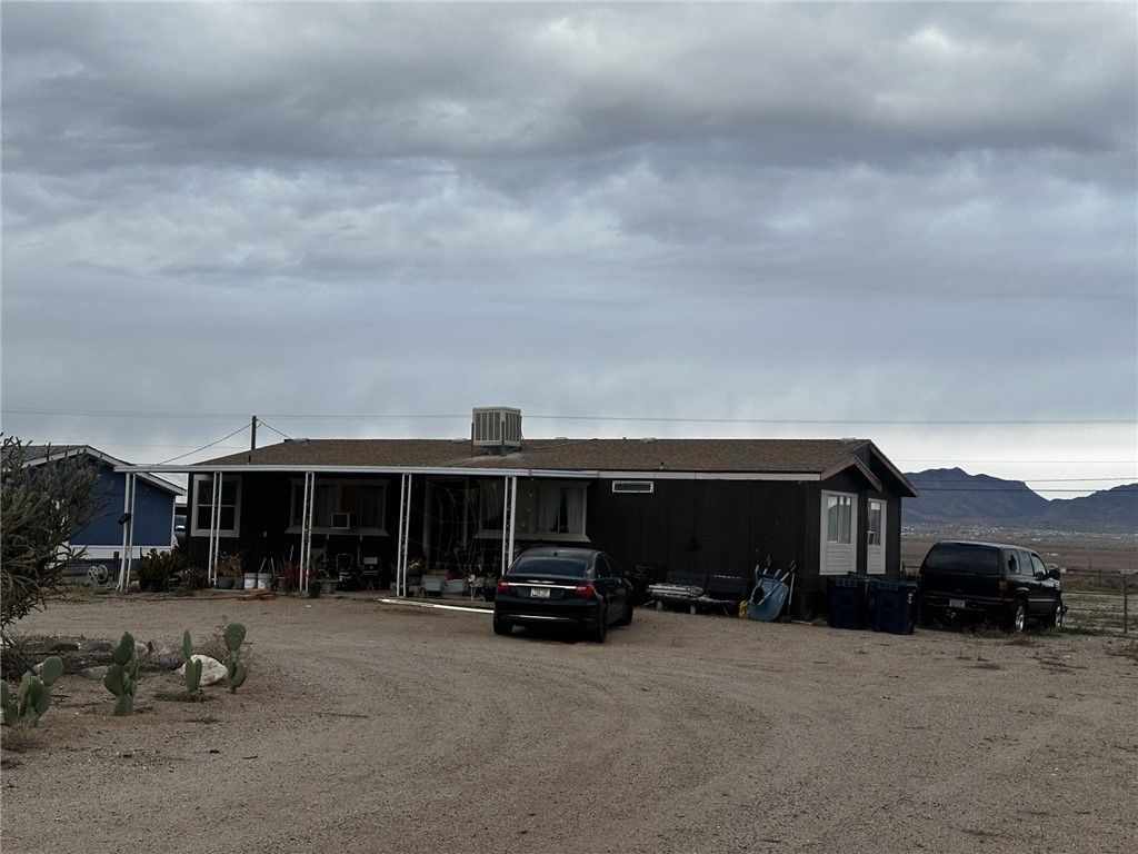 5823 N Hwy 66 Drive, Kingman, AZ 86401