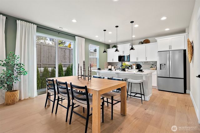 20904 99th Place S, Kent, WA 98031