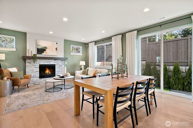 20904 99th Place S, Kent, WA 98031