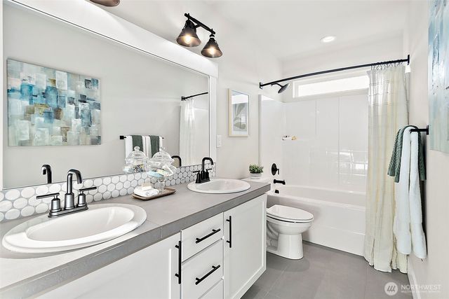 20904 99th Place S, Kent, WA 98031