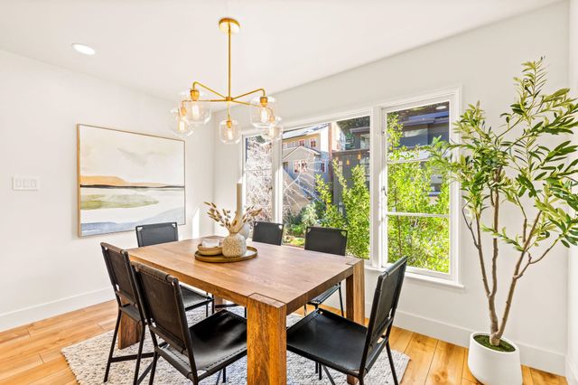 1678 Trestle Glen Rd., Oakland, CA 94610