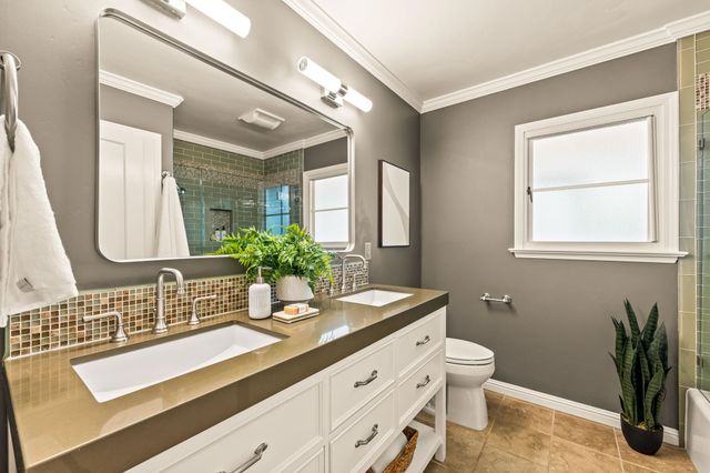 1678 Trestle Glen Rd., Oakland, CA 94610