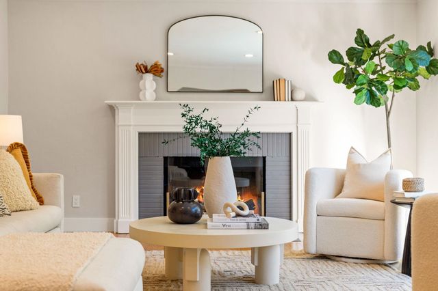 1678 Trestle Glen Rd., Oakland, CA 94610