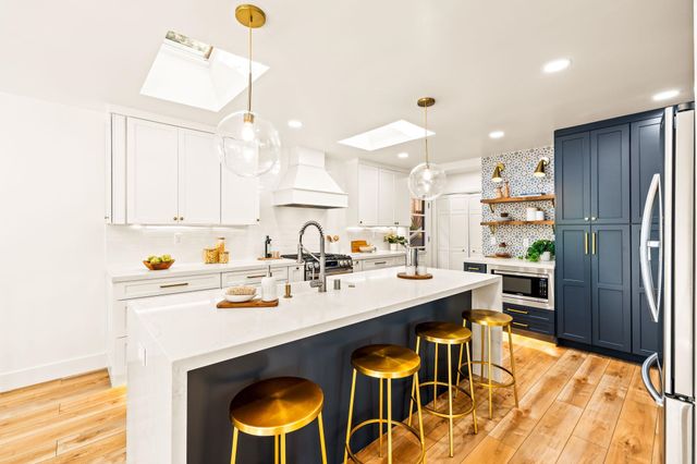 1678 Trestle Glen Rd., Oakland, CA 94610