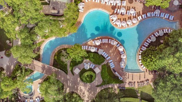 1340 Cherry Hills Lane, Irving, TX 75038