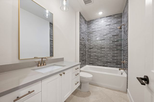 1340 Cherry Hills Lane, Irving, TX 75038