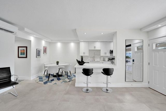 2866 NE 30th Street 9, Fort Lauderdale, FL 33306