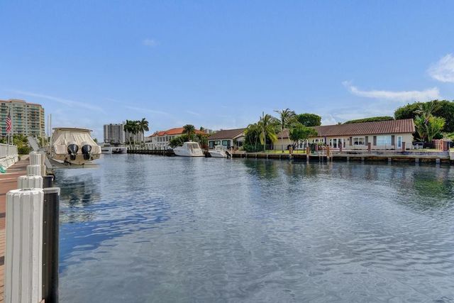 2866 NE 30th Street 9, Fort Lauderdale, FL 33306