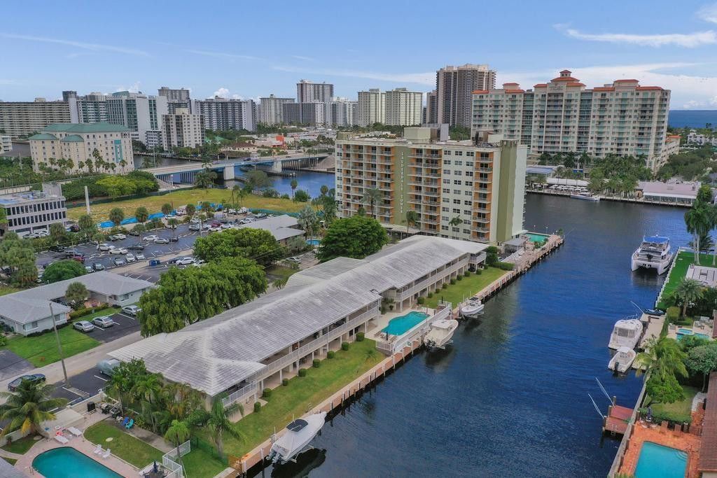2866 NE 30th Street 9, Fort Lauderdale, FL 33306