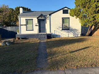 1021 23RD AVENUE N, St Petersburg, FL 33704