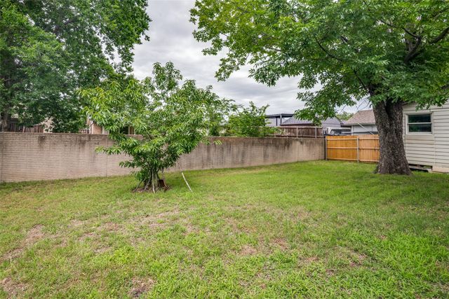 2921 Rustic Meadow Drive, Garland, TX 75044
