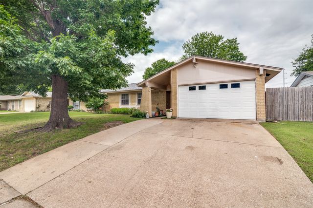 2921 Rustic Meadow Drive, Garland, TX 75044