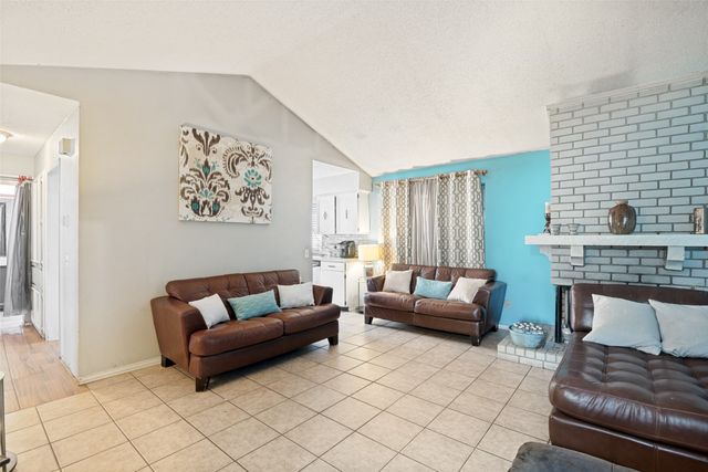 2921 Rustic Meadow Drive, Garland, TX 75044