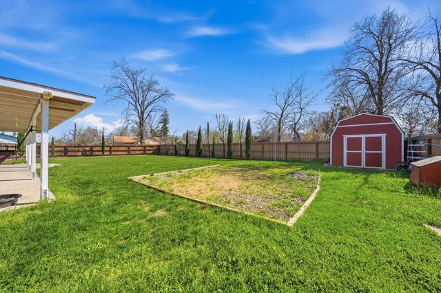 4920 Bonnyview Avenue, Redding, CA 96001