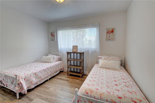 10 S Swinton Circle, Delray Beach, FL 33444