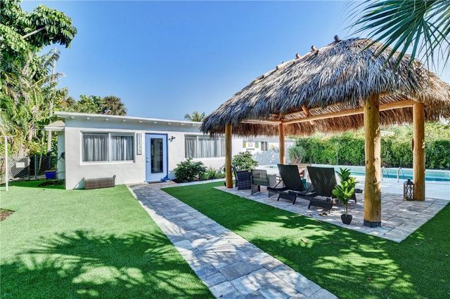 10 S Swinton Circle, Delray Beach, FL 33444