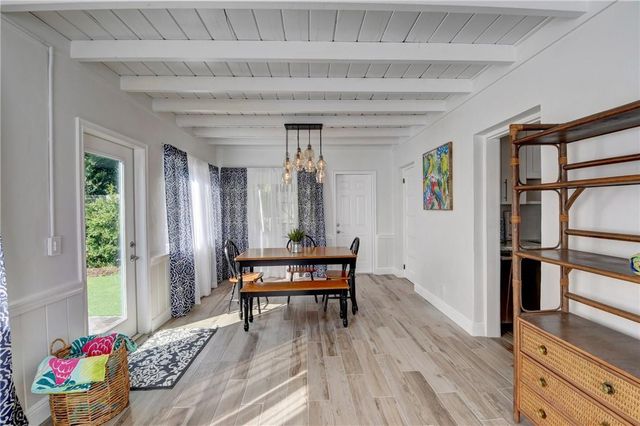 10 S Swinton Circle, Delray Beach, FL 33444