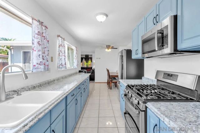 3734 Aqua Park Ct, San Diego, CA 92154