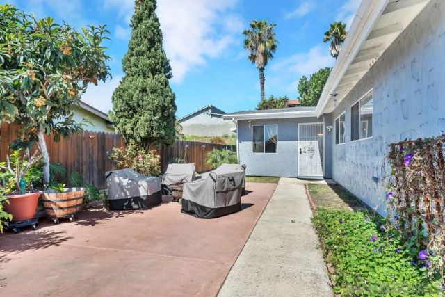 3734 Aqua Park Ct, San Diego, CA 92154