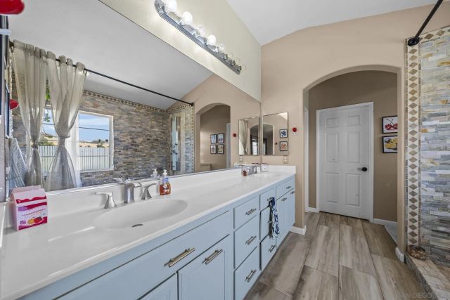 27431 Mangrove Street, Murrieta, CA 92563