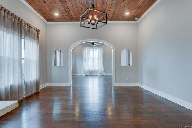 242 Furnish Ave., San Antonio, TX 78204