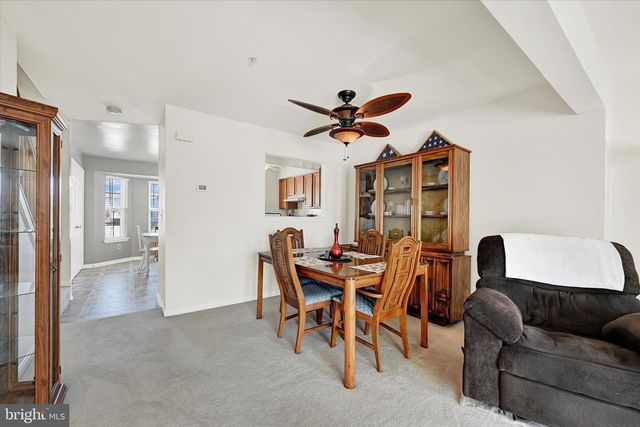 660 HUNTING FIELDS RD, Middle River, MD 21220