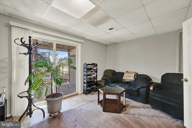 660 HUNTING FIELDS RD, Middle River, MD 21220