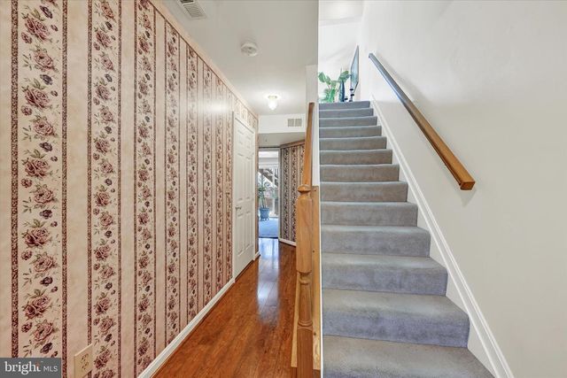 660 HUNTING FIELDS RD, Middle River, MD 21220