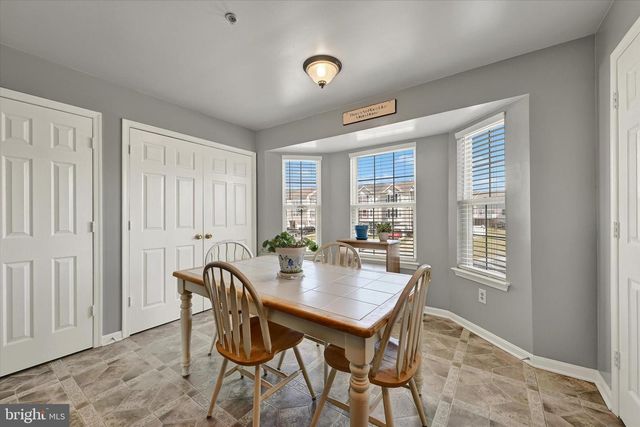 660 HUNTING FIELDS RD, Middle River, MD 21220