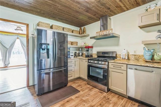 9959 POINT VIEW Drive, Jonesboro, GA 30238