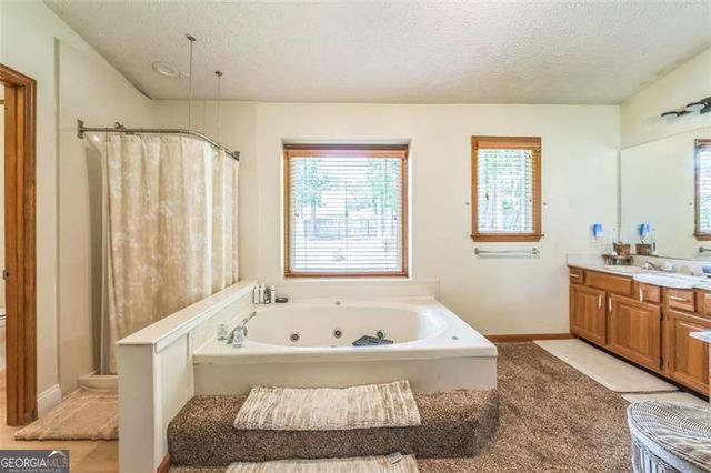 9959 POINT VIEW Drive, Jonesboro, GA 30238