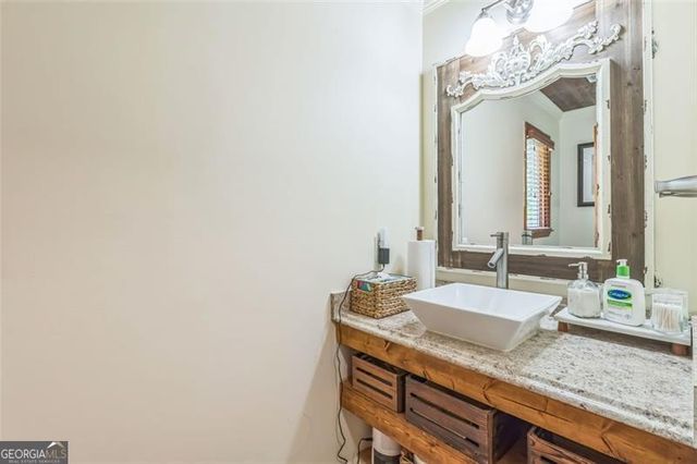 9959 POINT VIEW Drive, Jonesboro, GA 30238