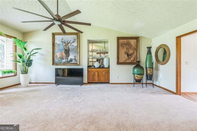 9959 POINT VIEW Drive, Jonesboro, GA 30238