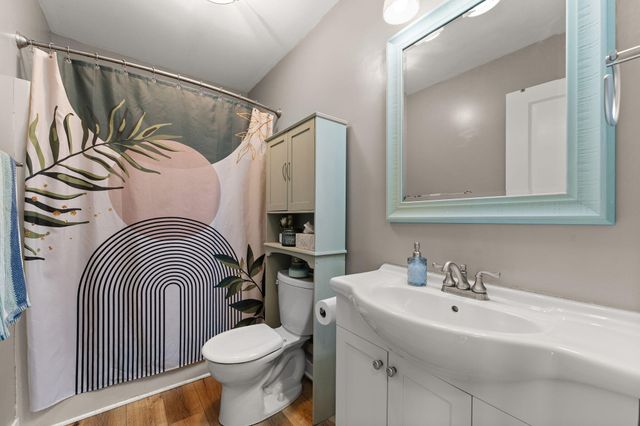 1300 Winding Ridge Lane C10, Valparaiso, IN 46383