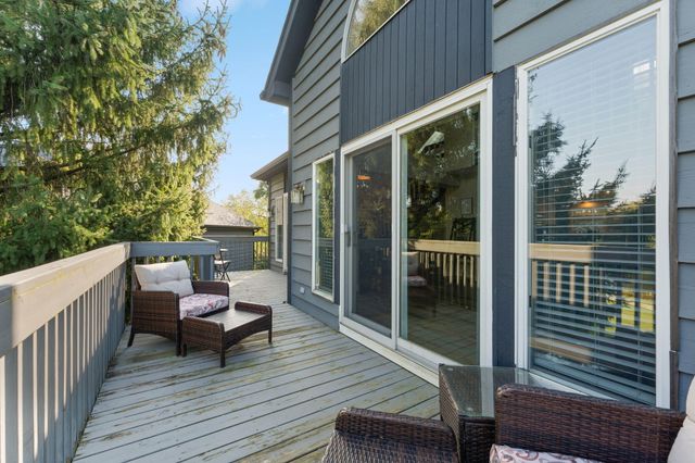 1300 Winding Ridge Lane C10, Valparaiso, IN 46383