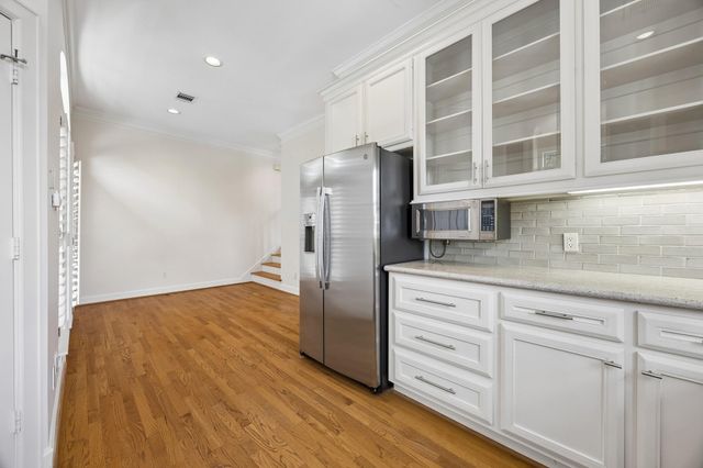1119 Banks Street, Houston, TX 77006