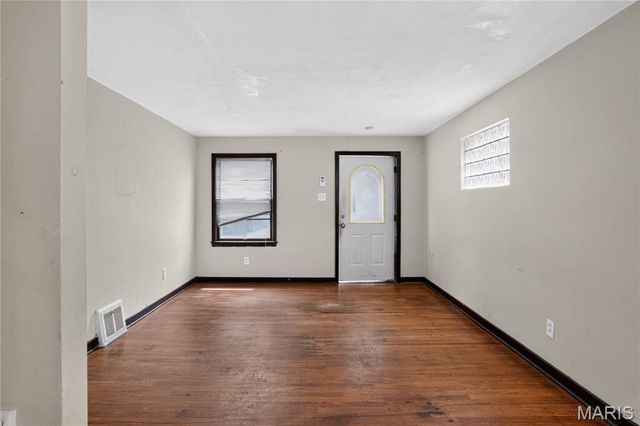 4117 Begg Boulevard, St Louis, MO 63121