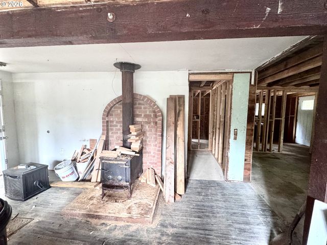 4923 MITCHELL LOOP Rd, Florence, OR 97439