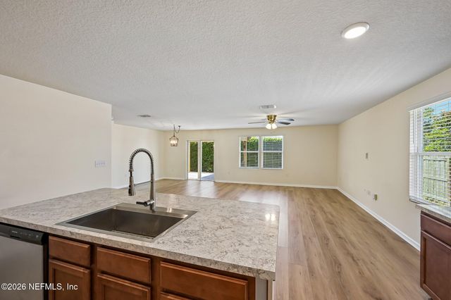 2205 PEBBLE POINT Drive, Green Cove Springs, FL 32043